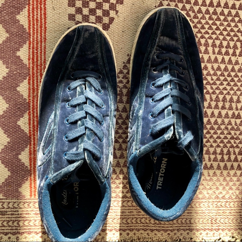 Madewell Navy Velvet Sneakers - Picture 4 of 8